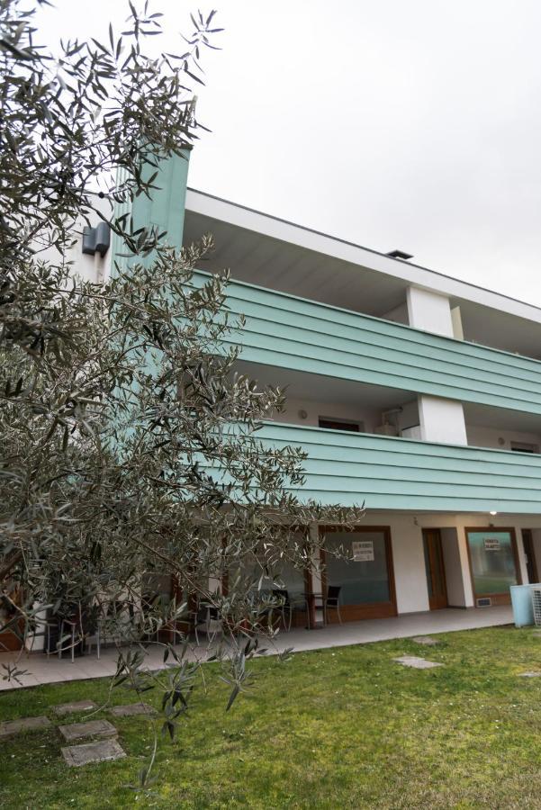 Cinzia'S Guest House, Vicino A Lignano E Udine Rivignano Bagian luar foto